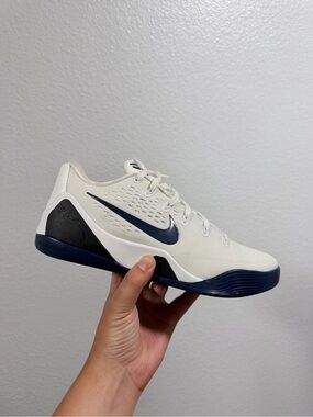 Nike Kobe white and purple